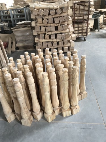 Gia công tiện sản phẩm gỗ